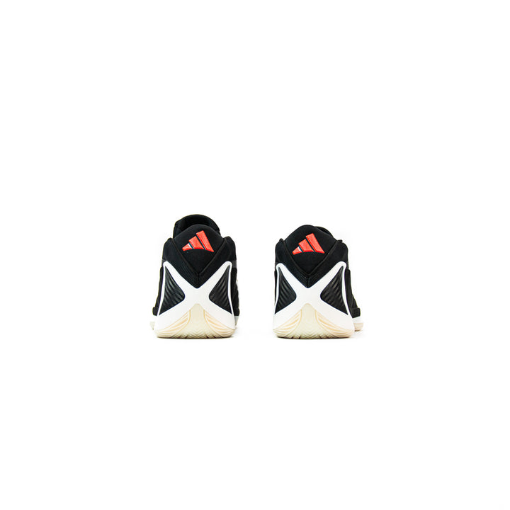 AE 2 (Core Black/Zero Metallic/Lucid Red)