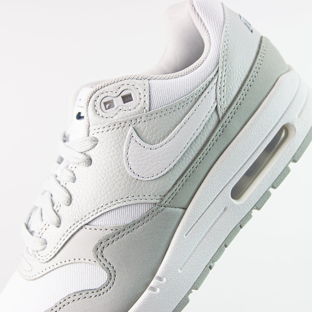 W Air Max 1 '87 LX NBHD (Photon Dust/White)