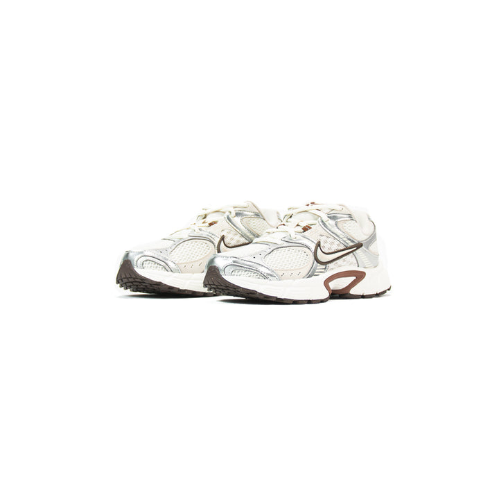 W Nike V5 RNR (Sail/Lt Orewood Brown)