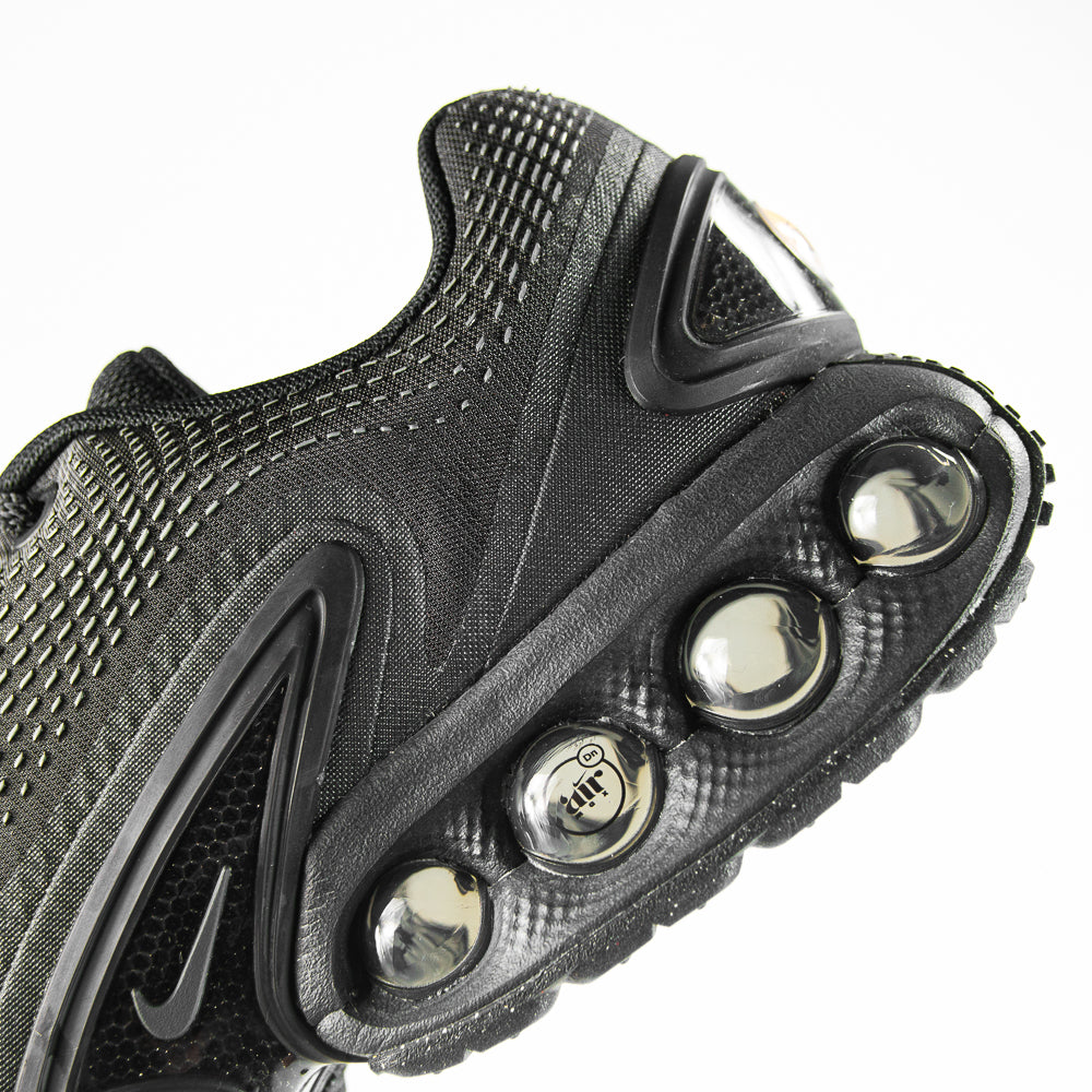 Air Max DN (Black/DK Smoke Grey-Dark Grey)
