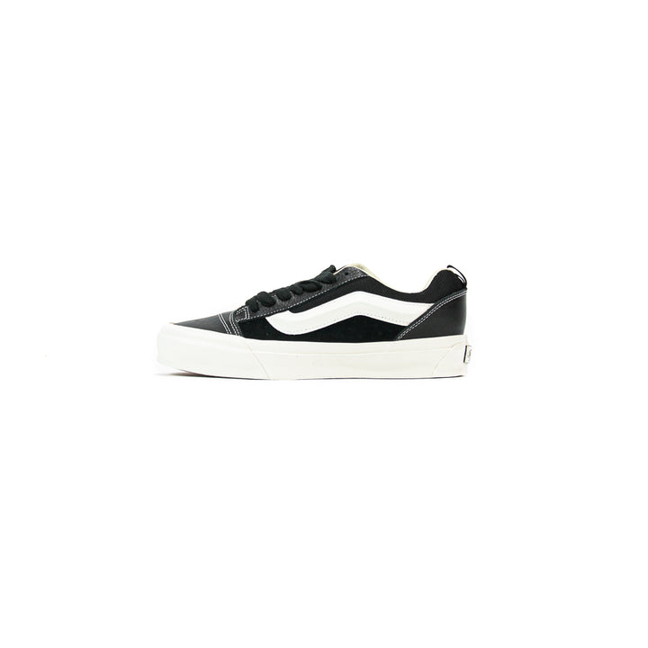 Lx Knu Skool (Leather Black)