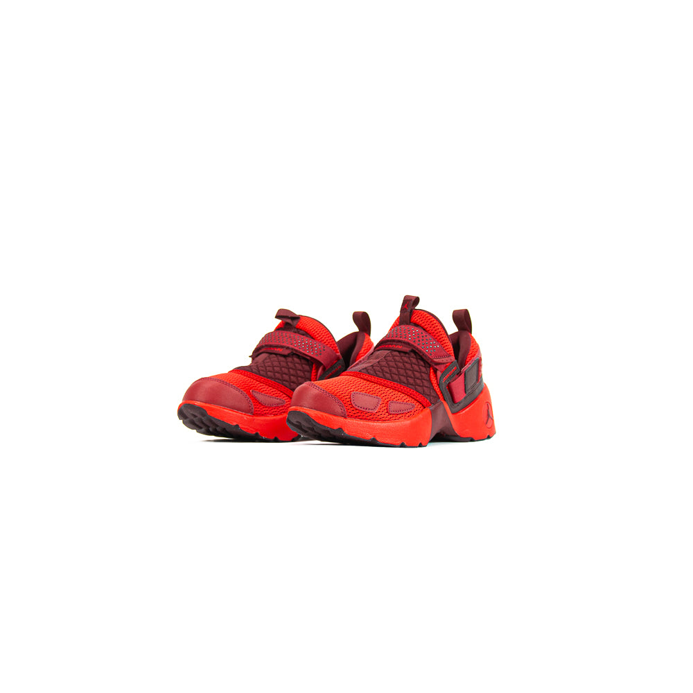 Wmns Jordan Trunner LX (Chile Red/Team Red)