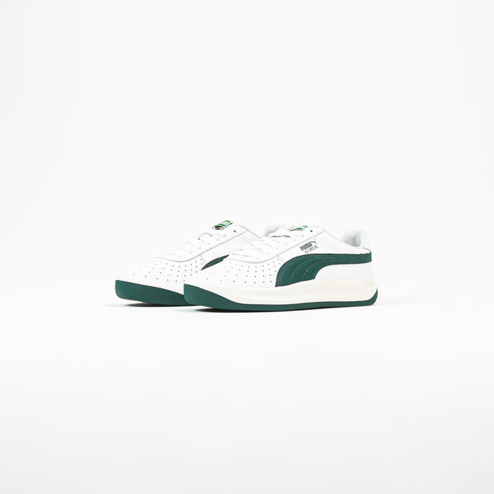 GV Special (Puma White/Dark Myrtle)