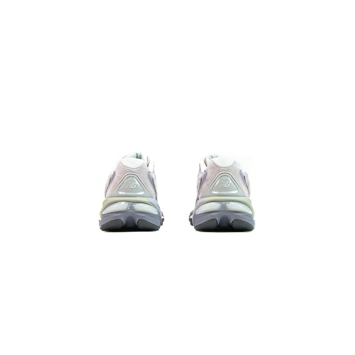 U9831QZ (Offline Grey/Truffle Salt)