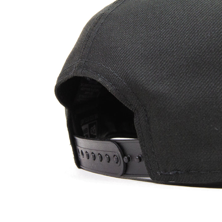 Original Crown Old School Snapback (Black/Green Underbrim)