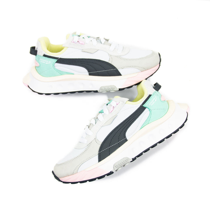 WMNS Wild Rider Layers (White/Ebony)