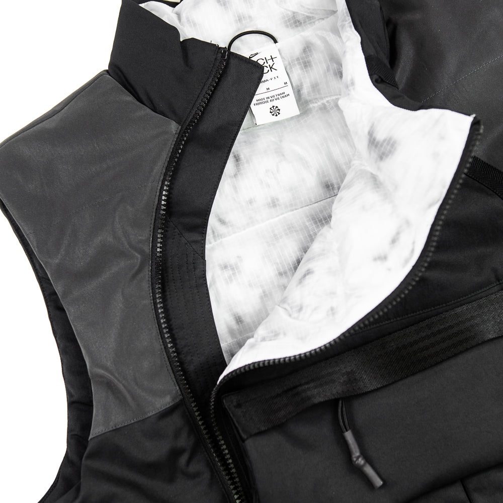 Nike Sportswear Therma-Fit Tech Pack (Black/Black)