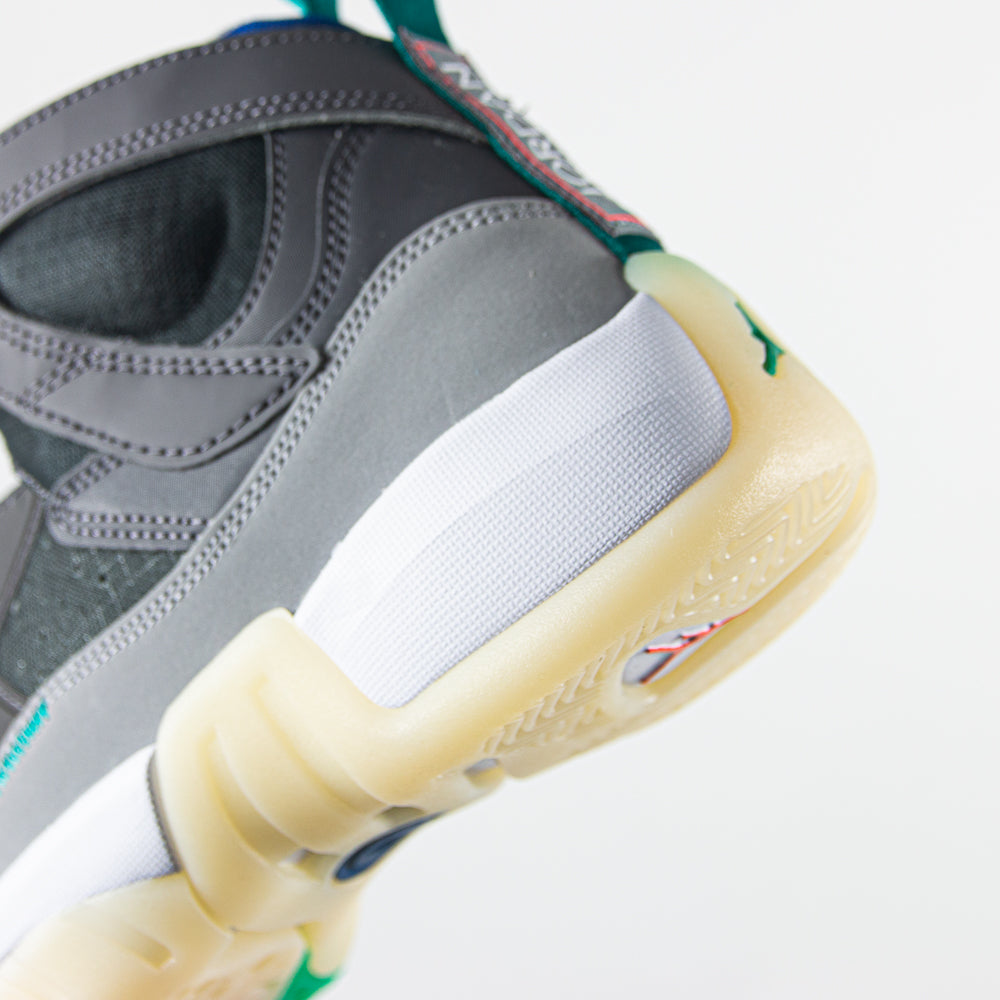Jumpman Two Trey (Lt. Graphite/Infrared 23)
