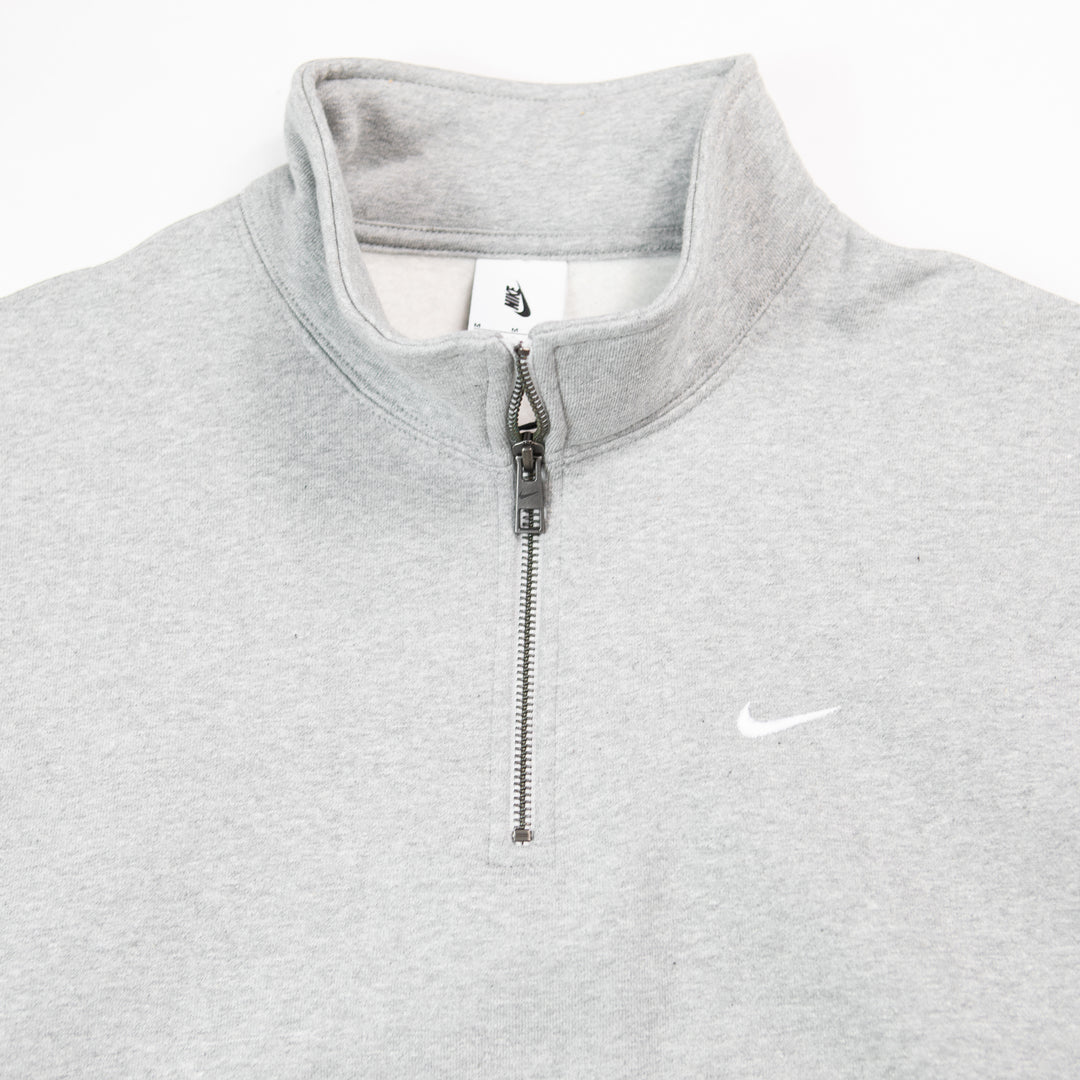 Nike Solo Swoosh 1/4 Zip Top (Dk. Heather Grey/White)